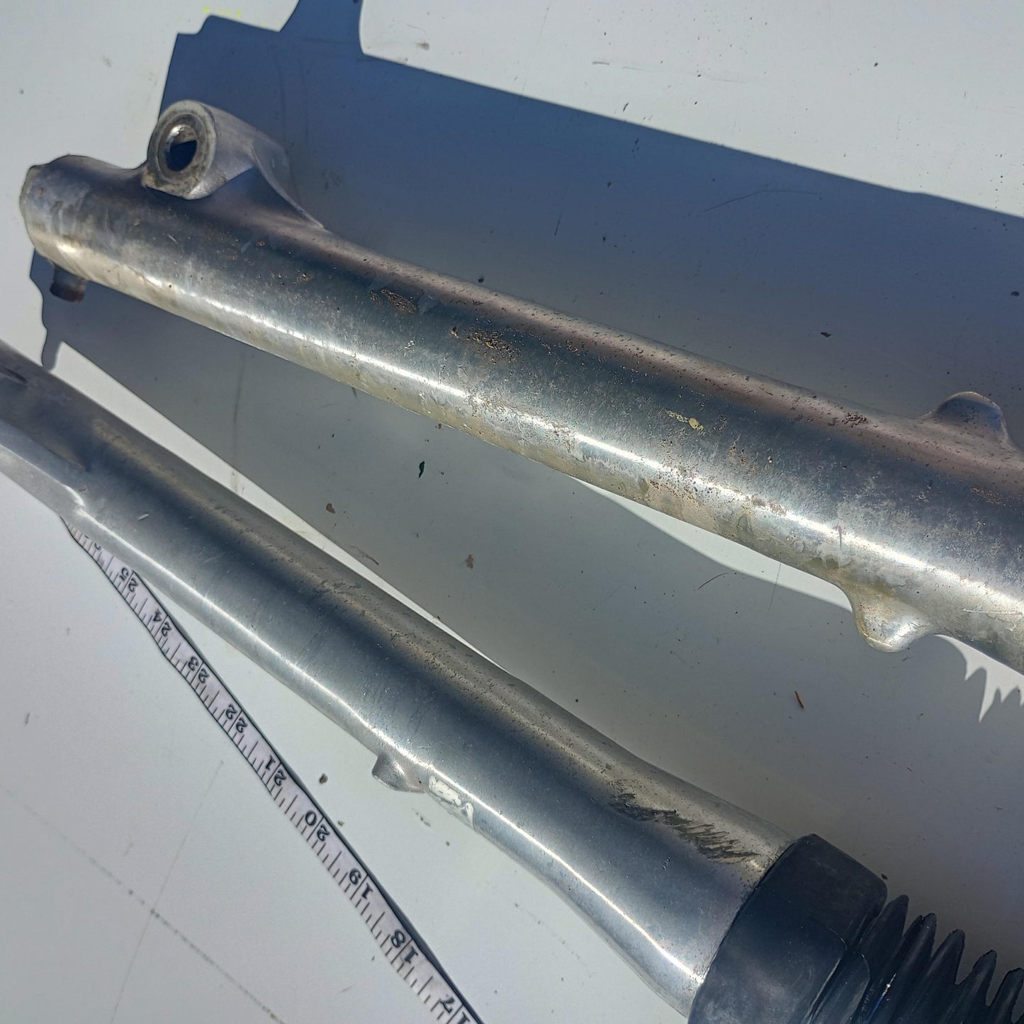 1984 HONDA XR200 OEM RIGHT LEFT FRONT SUSPENSION FORKS SHOCKS