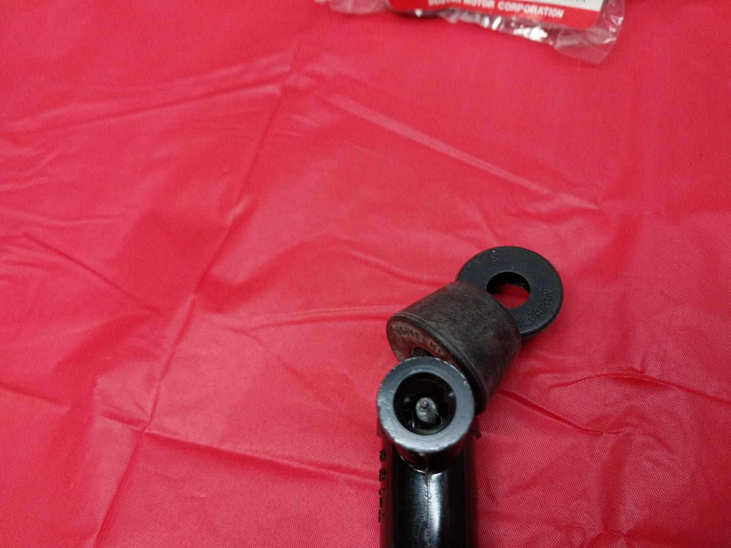 SUZUKI IGNITION COIL SPARK PLUG CAP 33510-97313