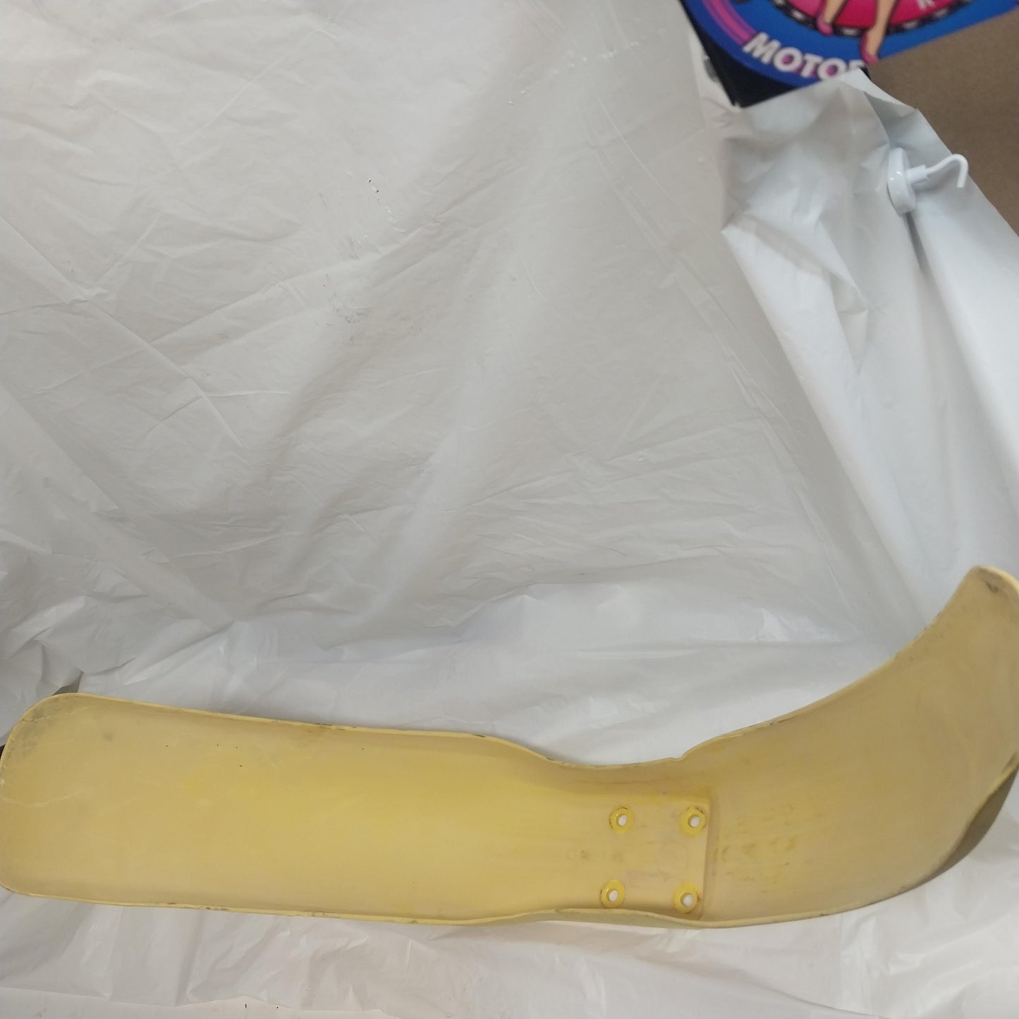 1980 SUZUKI PE400 OEM YELLOW REAR BACK FENDER COWL FAIRING