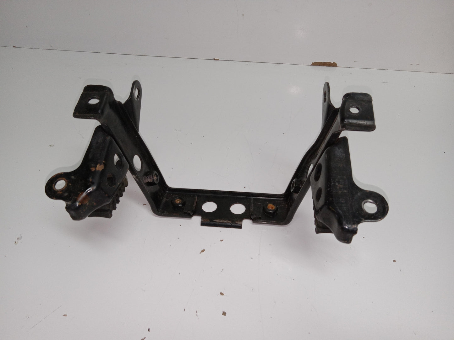 1993 SUZUKI GSXR600W OEM MOUNT STAY BRACKETS