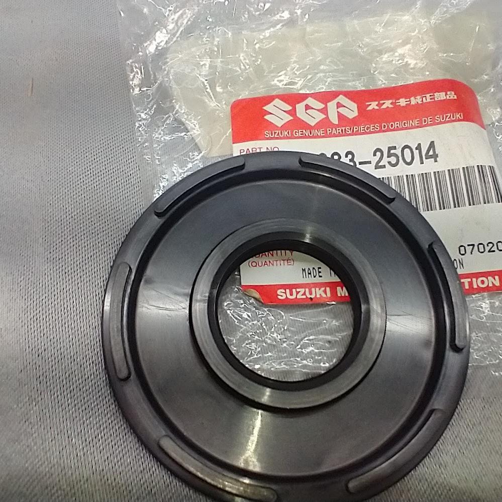 OEM LEFT HAND CRANKSHAFT OIL SEAL 1970-1975 T500 1976-1977 GT500 09283-25014