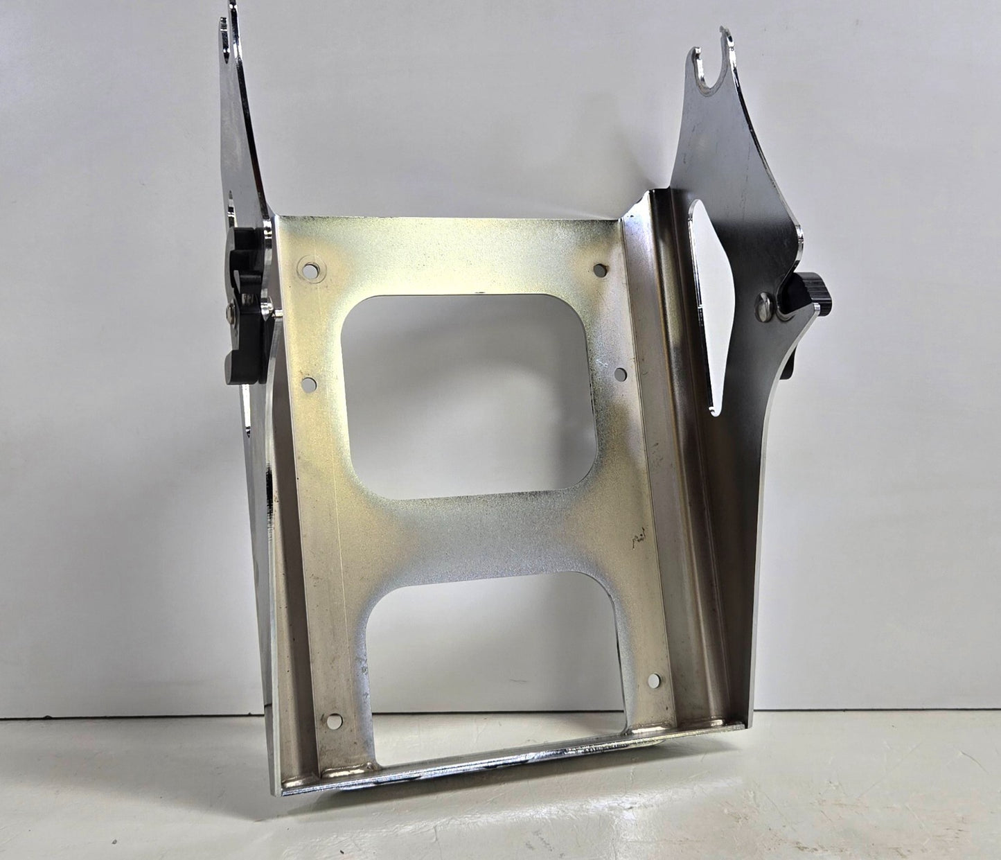 Harley-Davidson Electra Glide Trunk Mount/Tour Pak Mount Bracket