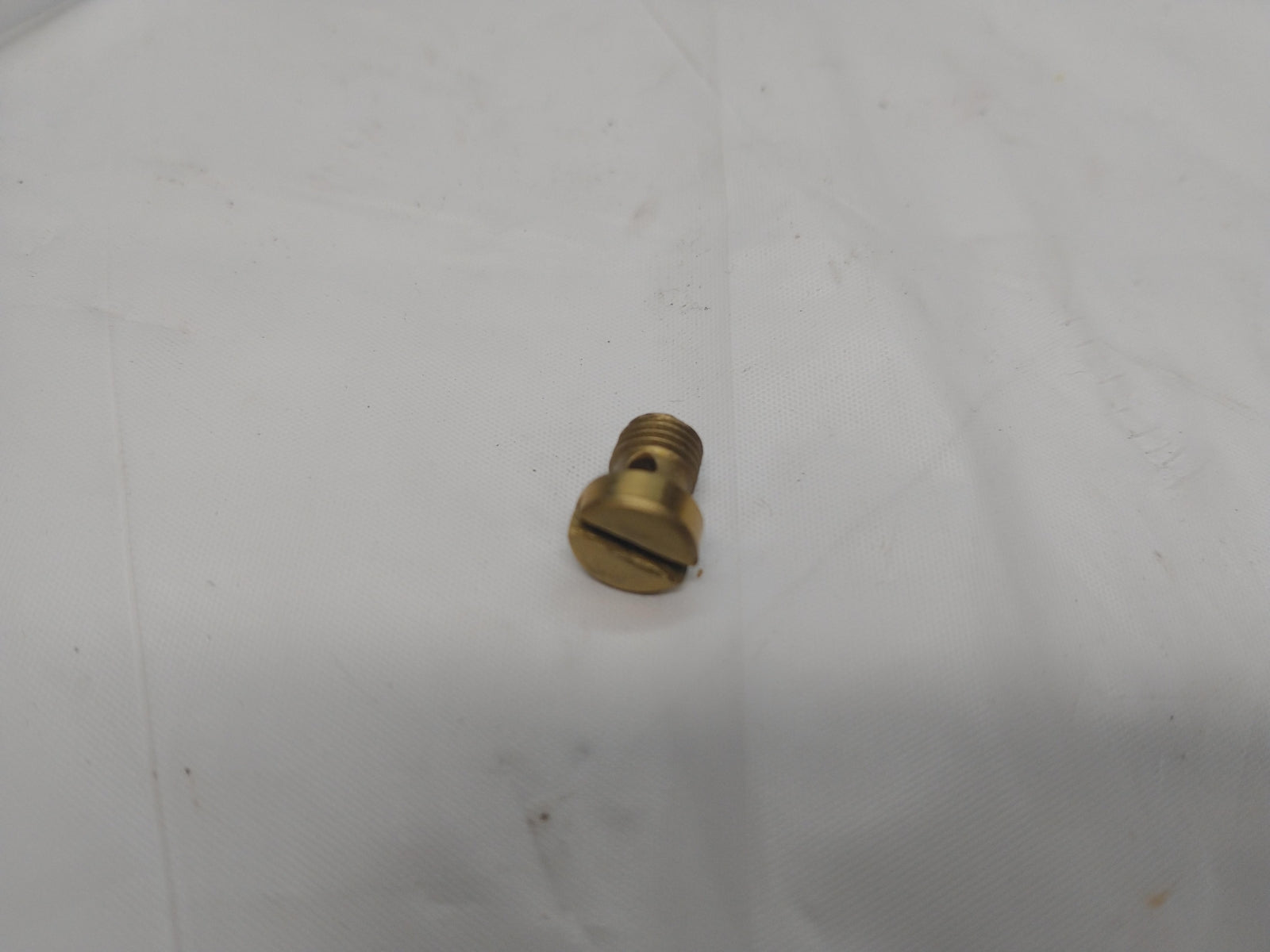 SUZUKI SCREW 13247-05010 x 2