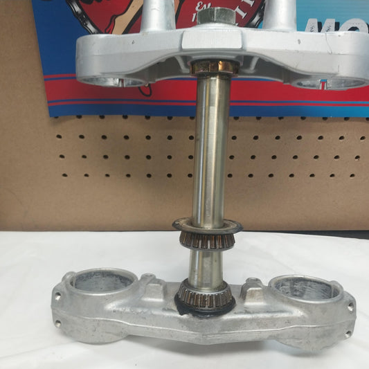 2002 YAMAHA YZ250F FRONT FORKS LOWER UPPER TRIPLE TREE STEM CLAMP