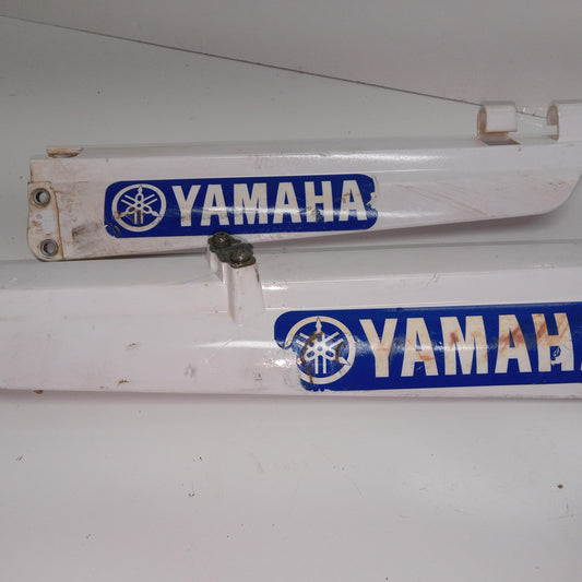 YAMAHA FRONT LEFT RIGHT FORK GUARDS SHIELDS COVERS 4SS-2314G-L0-00