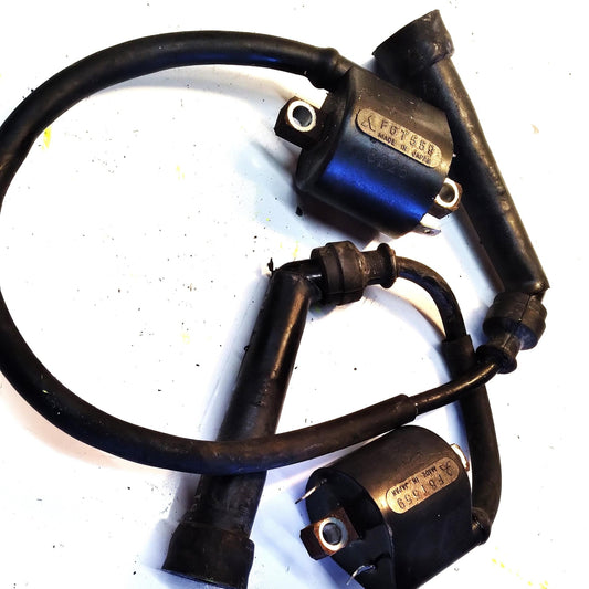 2005 SUZUKI BOULEVARD OEM IGNITION COILS COIL SPARK PLUG CAPS