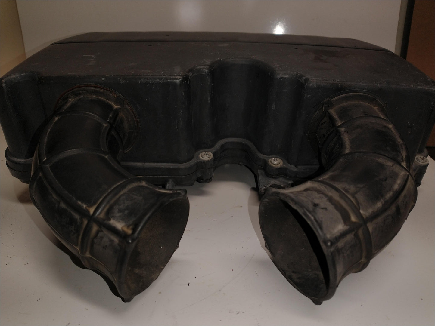 HONDA CBR900 OEM AIRBOX FILTER BOX W/ BOOTS 4FM-14401-10-00