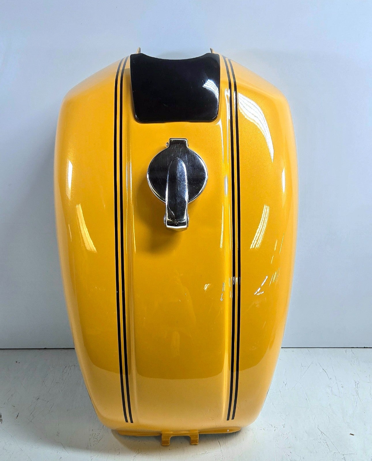 OEM 1973-76 Suzuki GT750 Water Buffalo Fuel Tank and matching side panels