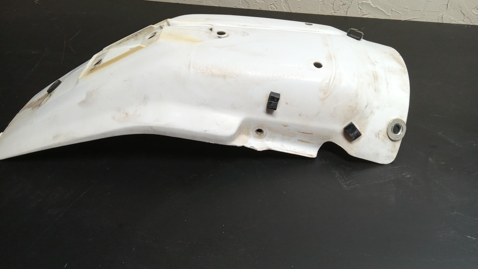 1991 HONDA XR250L OEM REAR BACK FENDER COWL FAIRING