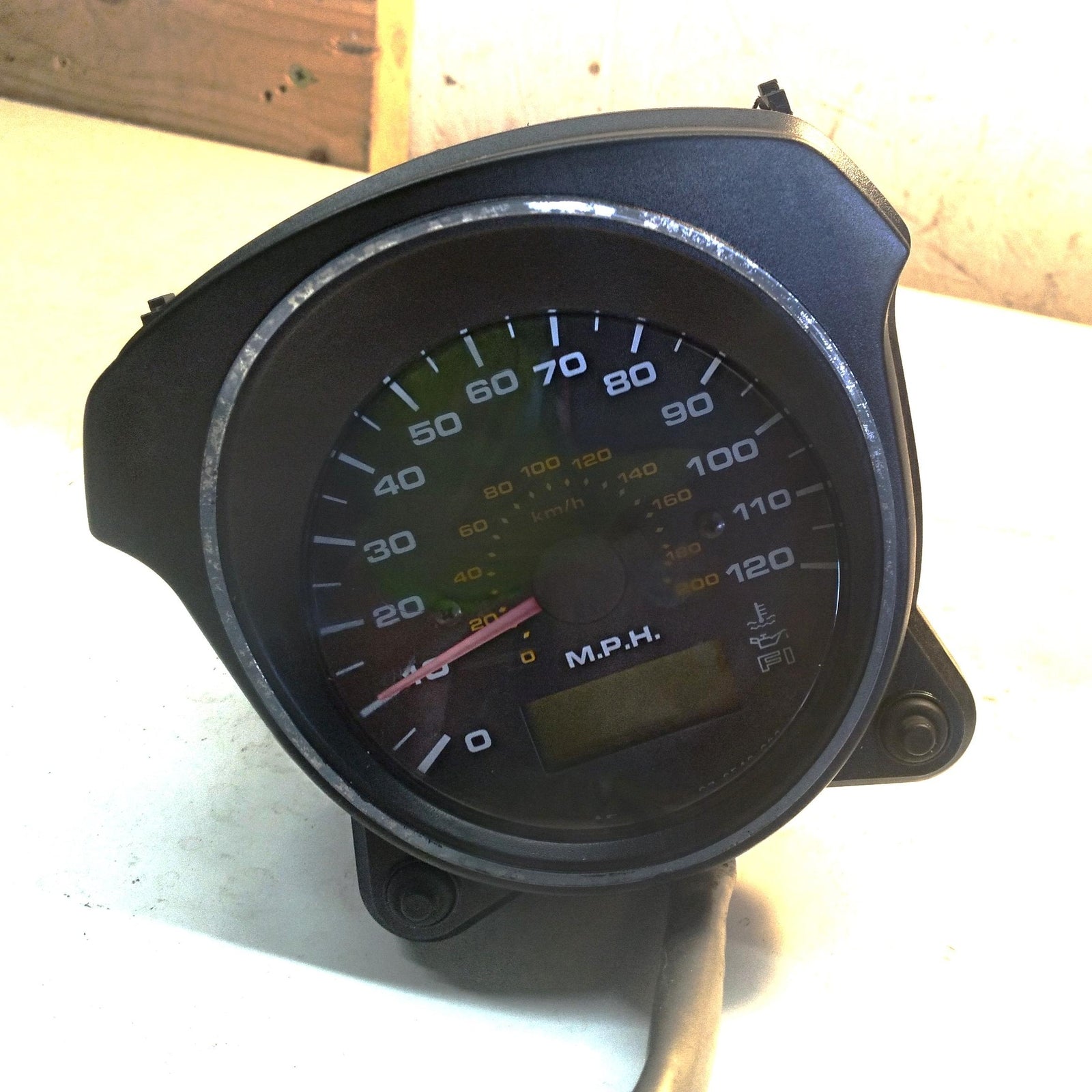 05-09 SUZUKI BOULEVARD SPEEDO TACH GAUGES DISPLAY CLUSTER SPEEDOMETER TACHOMETER