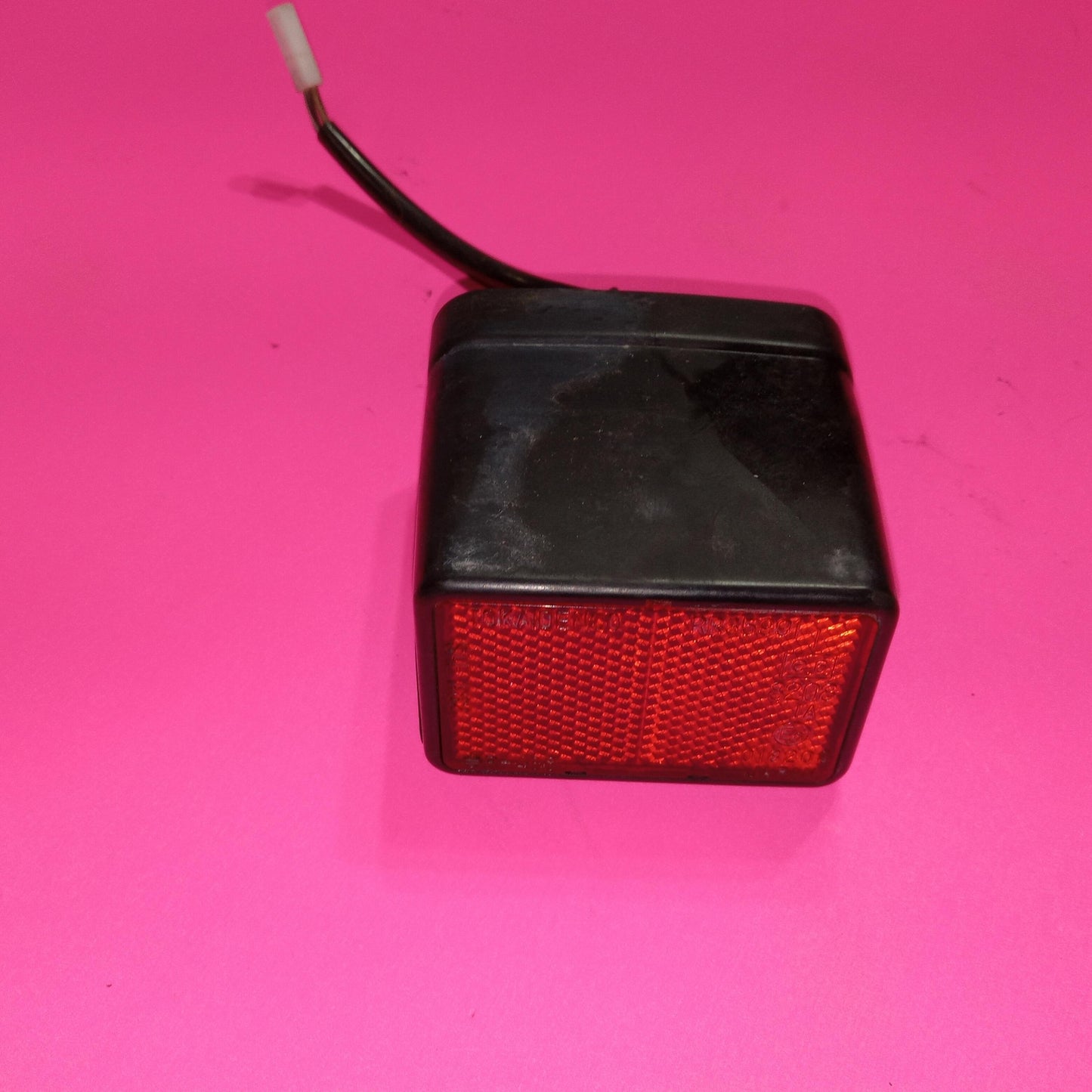 1995 SUZUKI  BANDIT 600 OEM REAR TAIL TAILLIGHT BACK BRAKE LIGHT