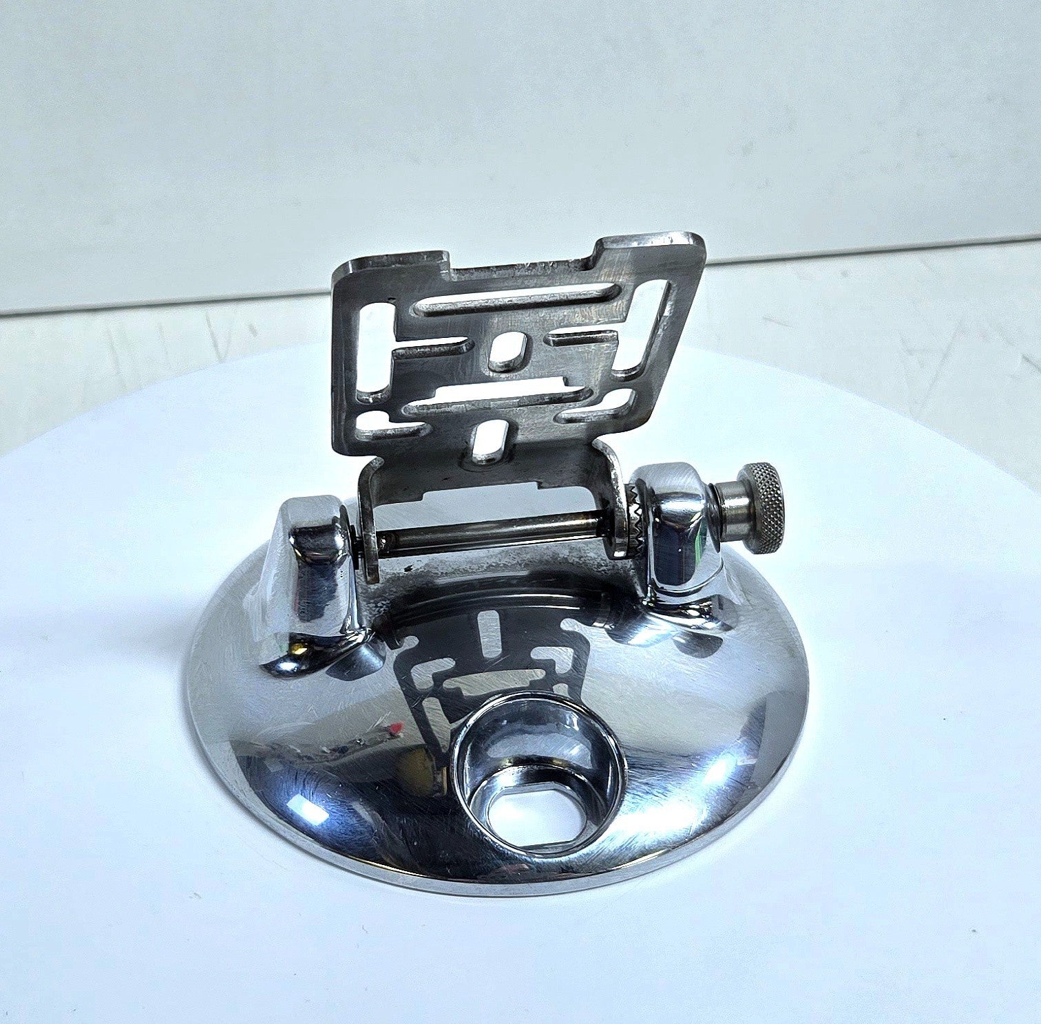 Gas Cap Kuryakn Accessory Mount for Harley Touring Models