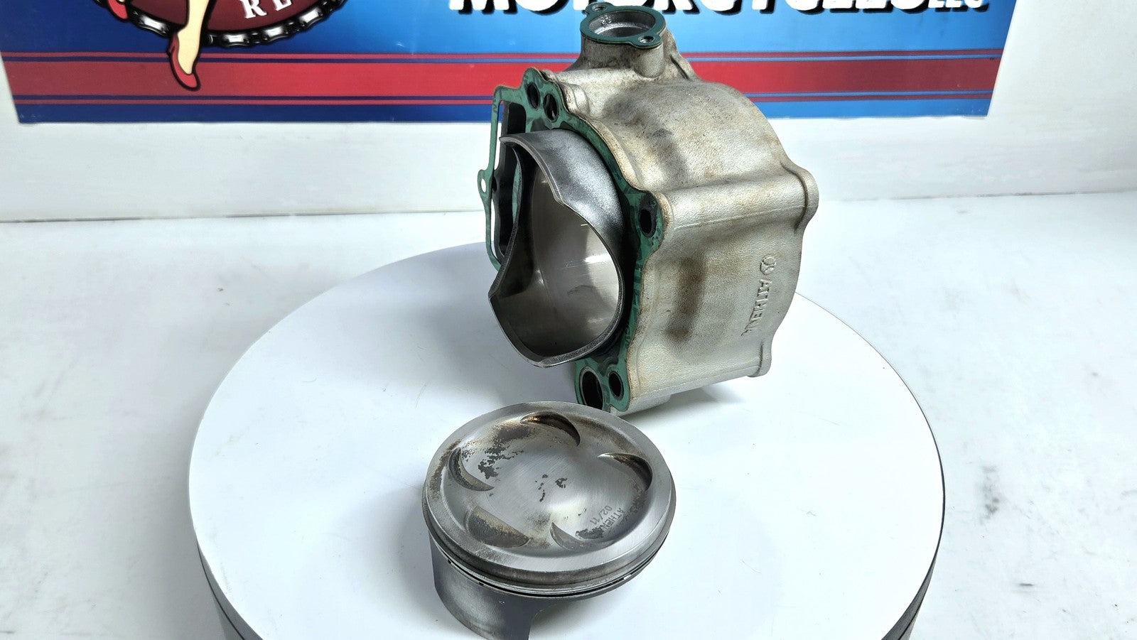 OEM 1997-2004 Yamaha YZ125 Stock Piston and Cylinder