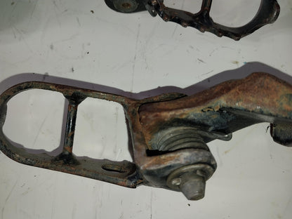 1994 HONDA XR250L LEFT RIGHT FOOT RESTS PEGS 
