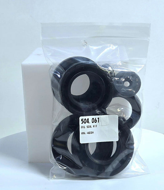 CR 504-061 Engine Oil Seal Kit