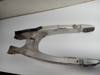 YAMAHA OEM SWINGARM SWING ARM SUSPENSION 5UN-22110-00-00