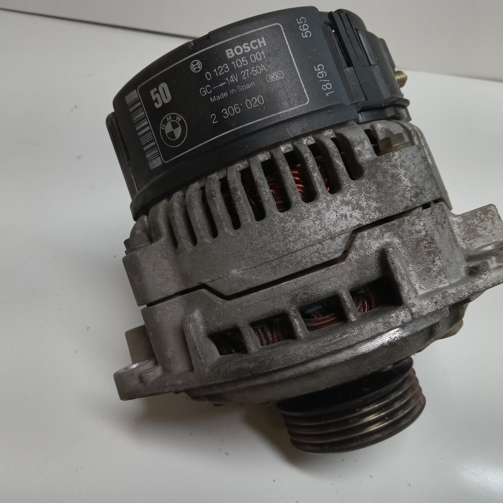 1995 BMW R1100RT OEM ENGINE MOTOR GENERATOR ALTERNATOR