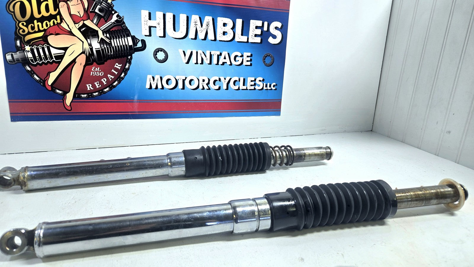 OEM 1970 Yamaha CS3C Forks with Gators