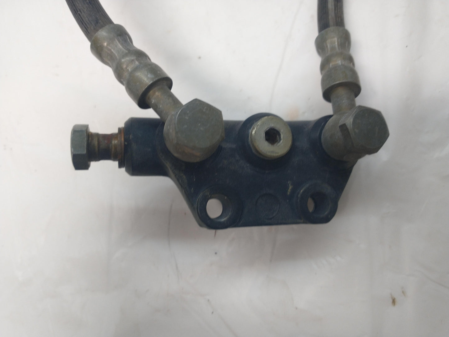 1994 DUCATI M900 MONSTER FRONT BRAKE CALIPER HOSES LINES