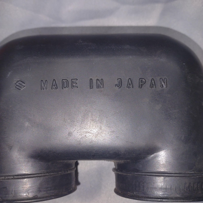 1977 SUZUKI T500 AIRBOX RUBBER BOOT