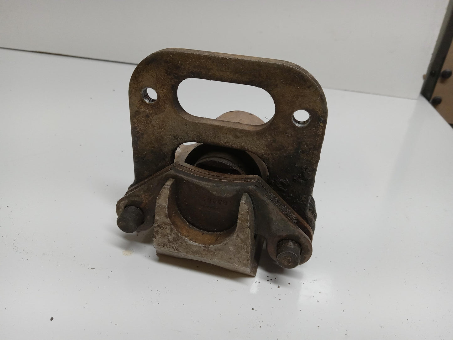 1996 POLARIS SPORTSMAN 400 OEM LEFT FRONT BRAKE CALIPER