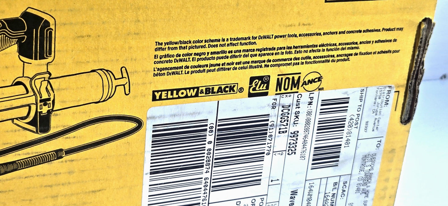 DeWalt Grease Gun NEW in original packaging