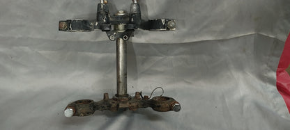 1971 KAWASAKI F8 FRONT FORKS LOWER UPPER TRIPLE TREE STEM CLAMP