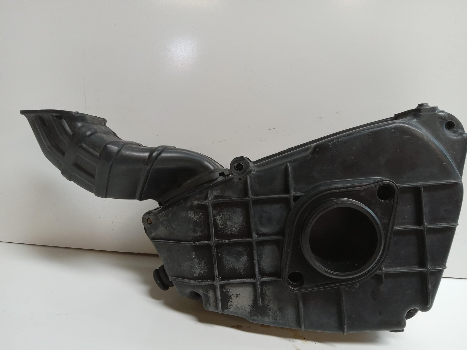 1981 YAMAHA VIRAGO 750 XV750 OEM AIRBOX AIR INTAKE FILTER BOX 810409 4 x 7 