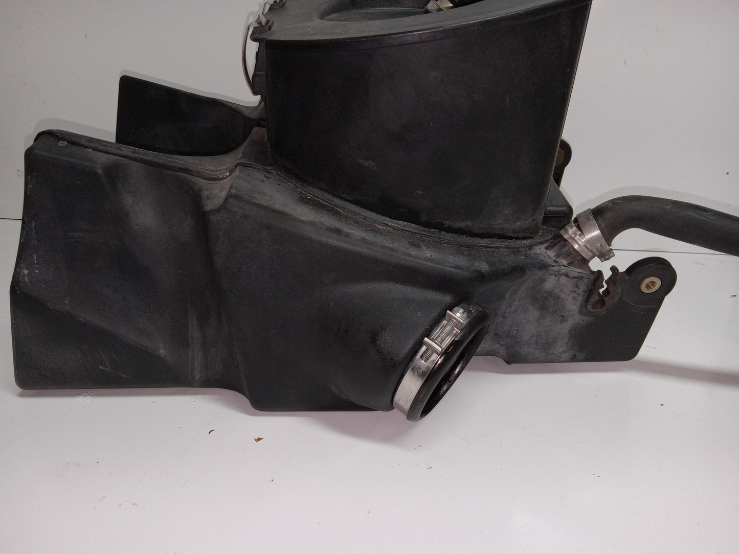 1995 BMW R1100RT OEM AIRBOX AIR INTAKE FILTER BOX