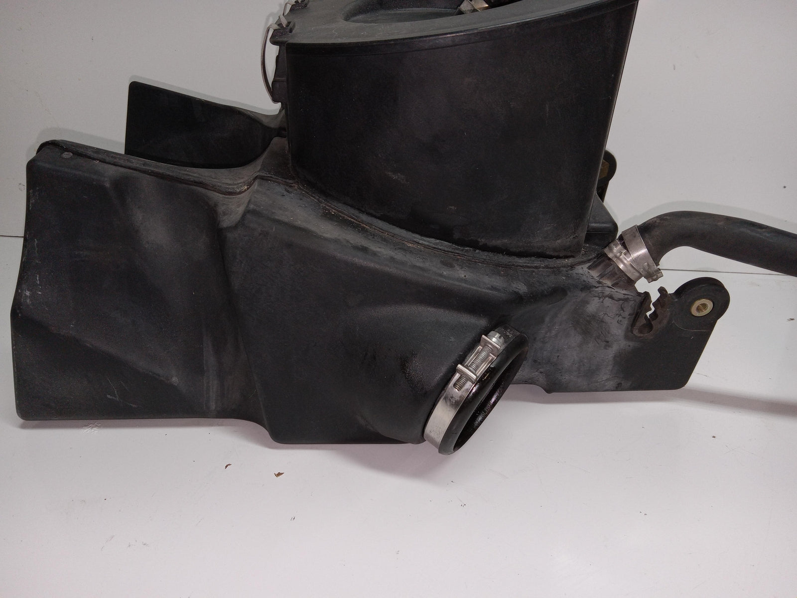 1995 BMW R1100RT OEM AIRBOX AIR INTAKE FILTER BOX