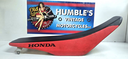 2007 2008 Honda CRF450R OEM Seat assembly with mounts