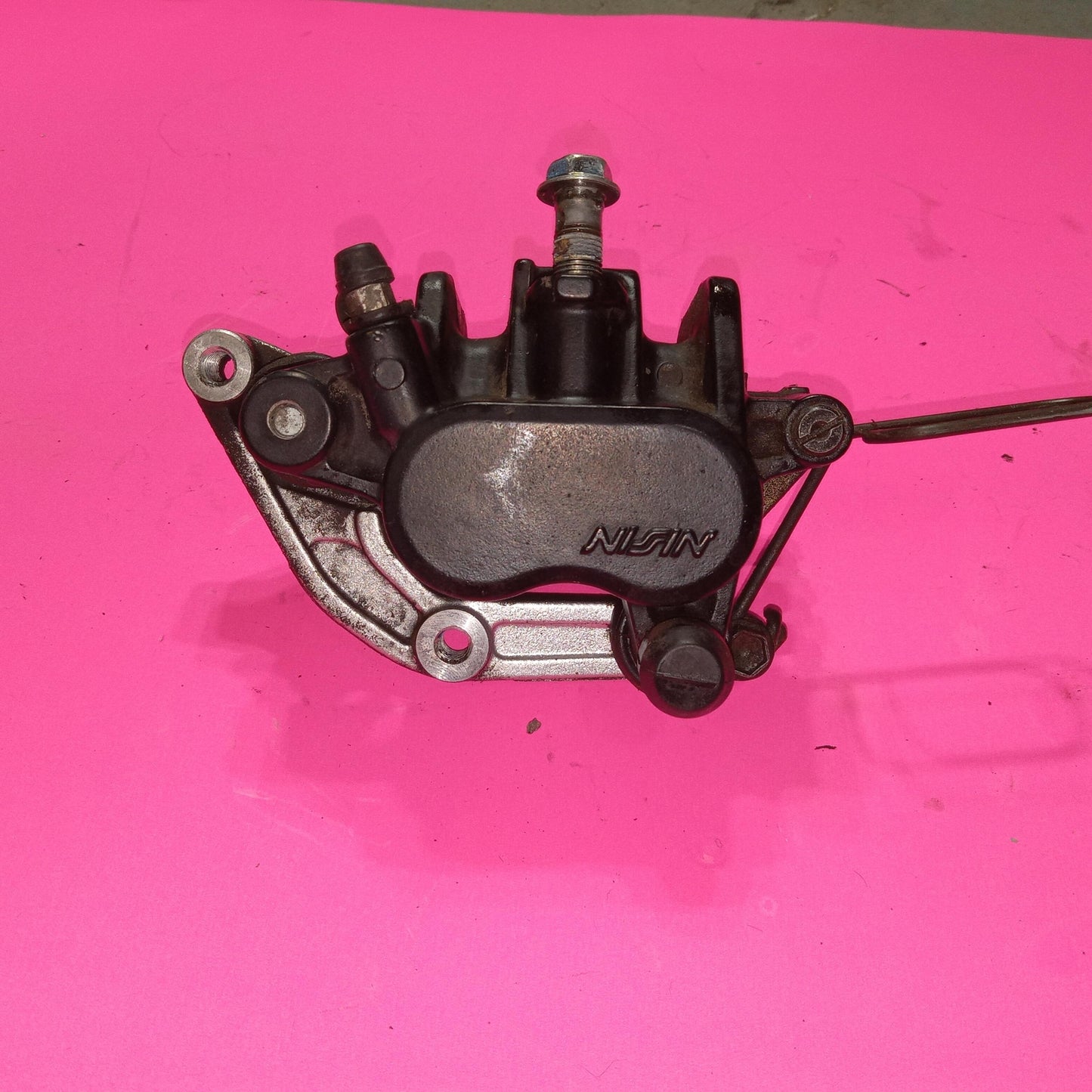 1995 SUZUKI BANDIT 600 LEFT FRONT BRAKE CALIPER