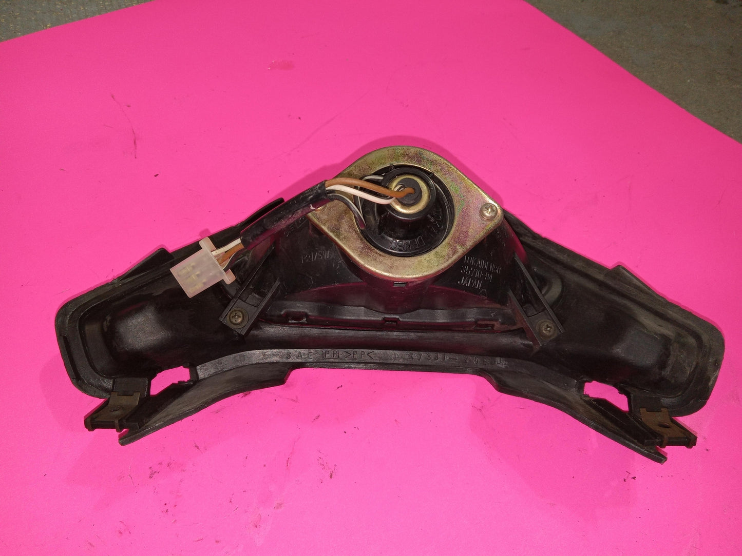 1995 SUZUKI  BANDIT 600 REAR TAIL TAILLIGHT BACK BRAKE LIGHT