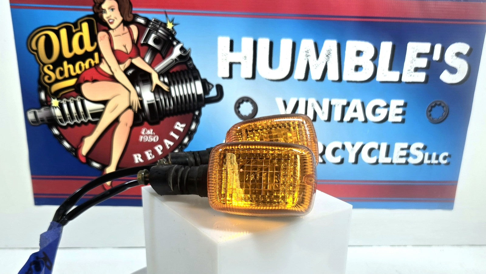 04 to 09 Yamaha XC125 Rear Turn Signals OEM (Pair)