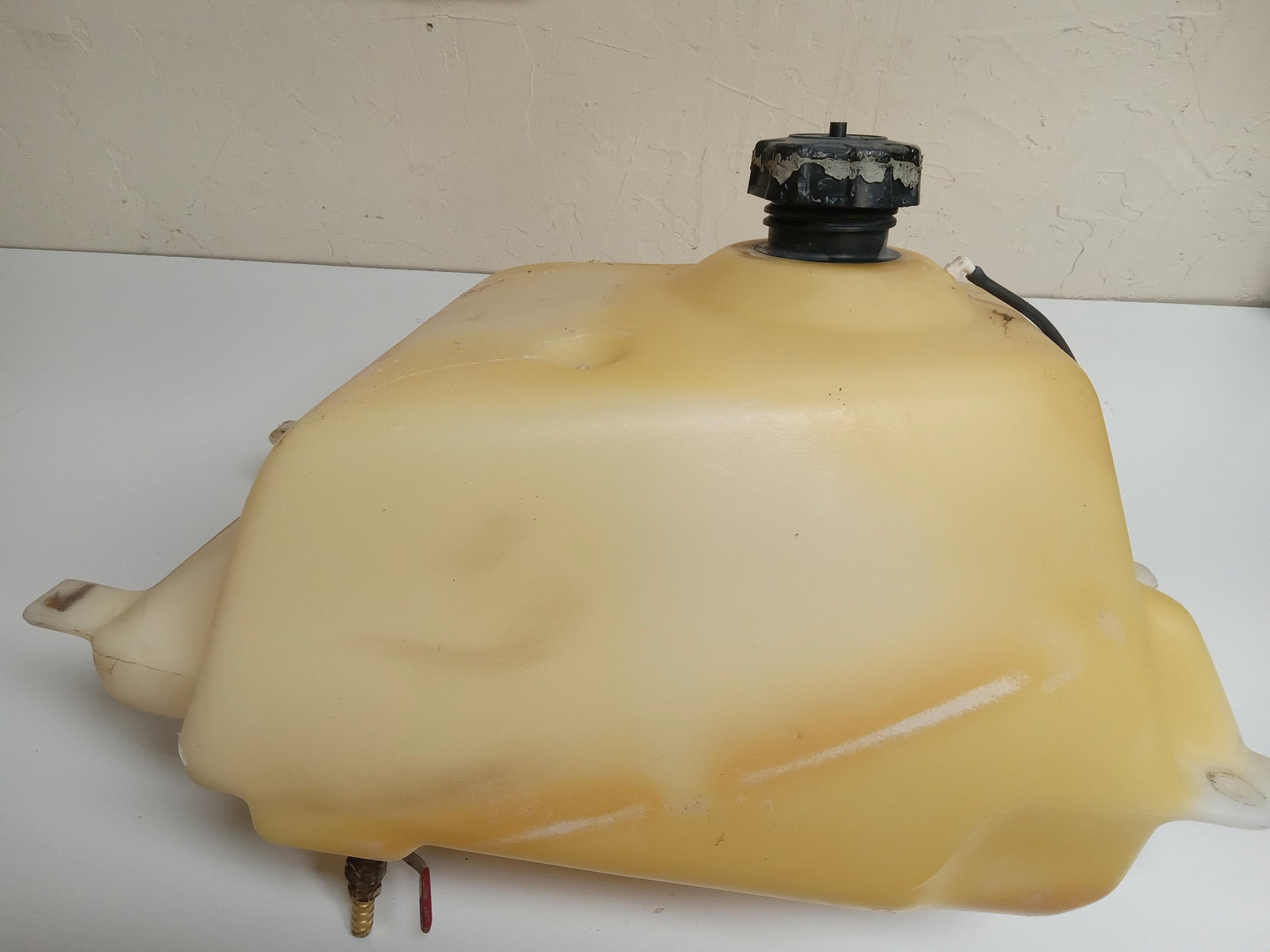 1996 POLARIS SPORTSMAN 400 OEM GAS TANK FUEL CELL PETROL RESERVOIR