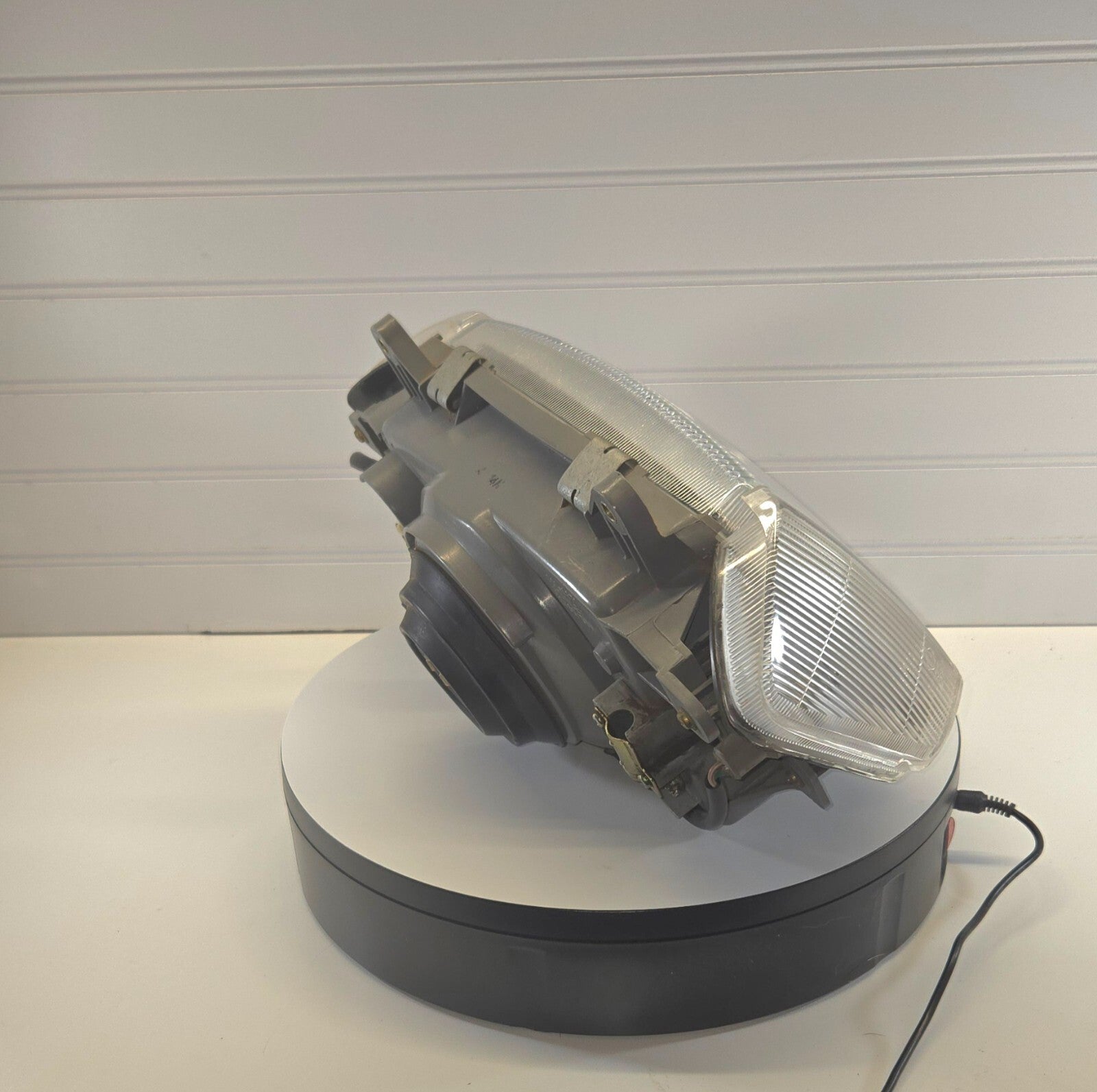 1984-1987 Honda Goldwing GL1200 Front Headlight Head Light Lamp & Bucket OEM