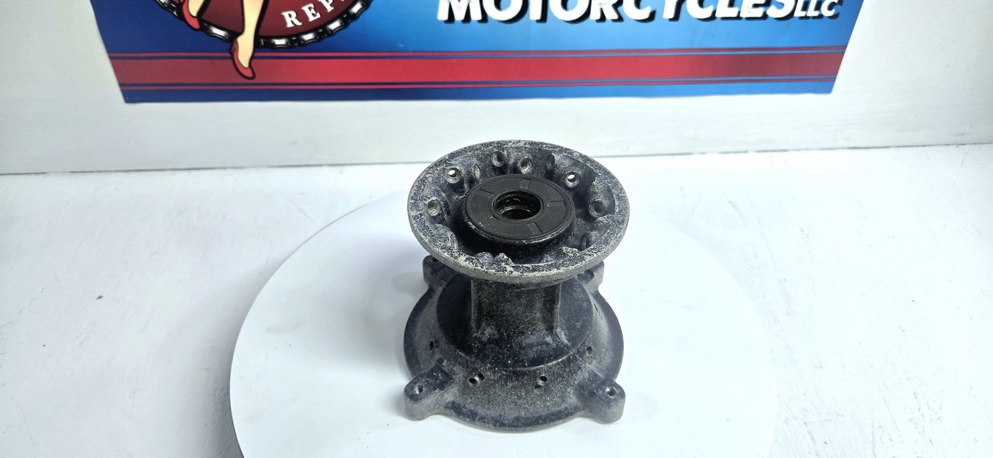1989 1990 Honda CR500R Front Wheel Hub