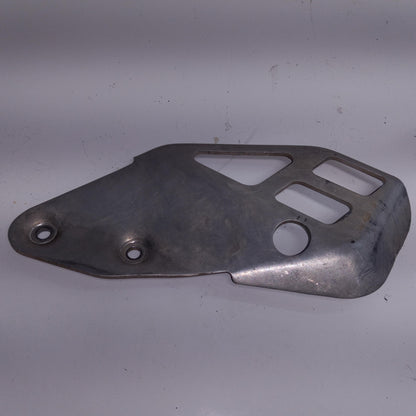 1998 YAMAHA YZ400 OEM MOTOR ENGINE FRONT SPROCKET COVER