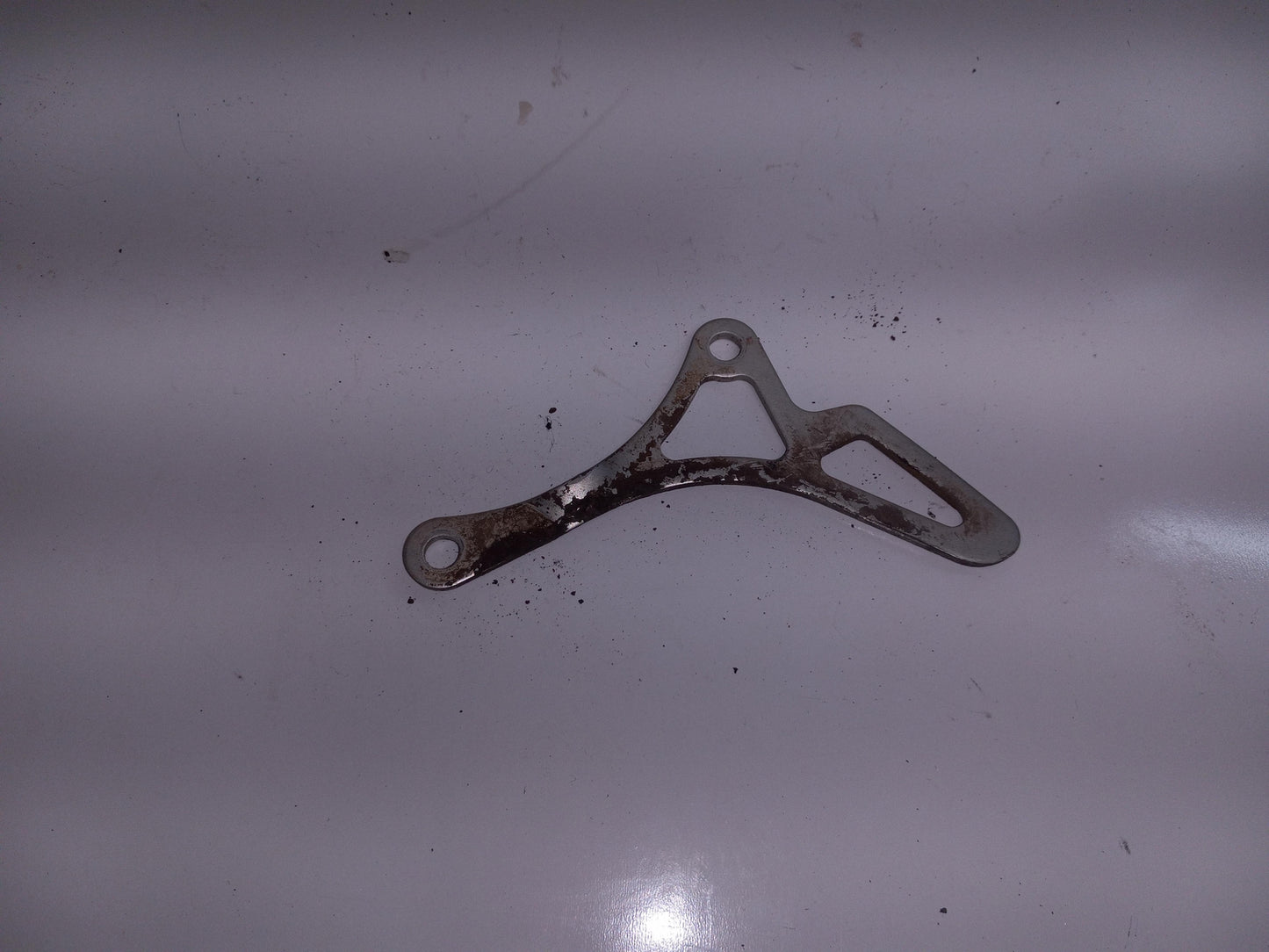 1998 YAMAHA YZ400 OEM MOTOR ENGINE FRONT SPROCKET COVER
