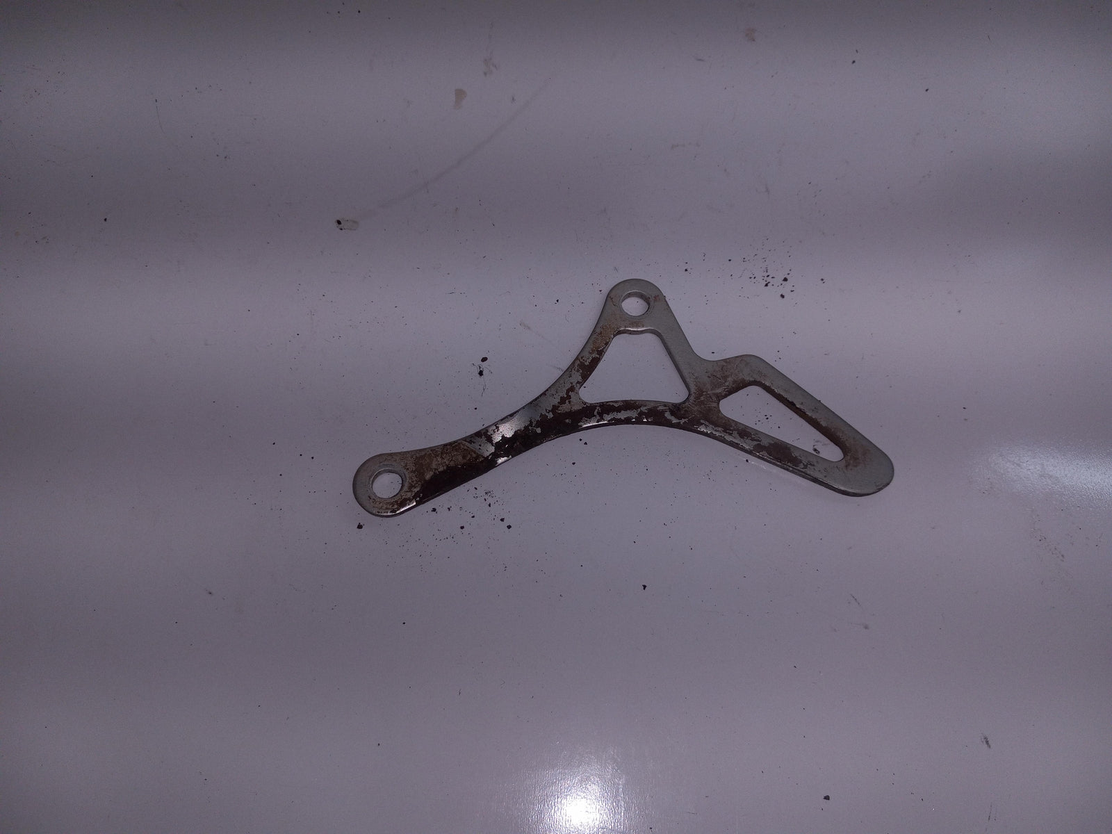 1998 YAMAHA YZ400 OEM MOTOR ENGINE FRONT SPROCKET COVER