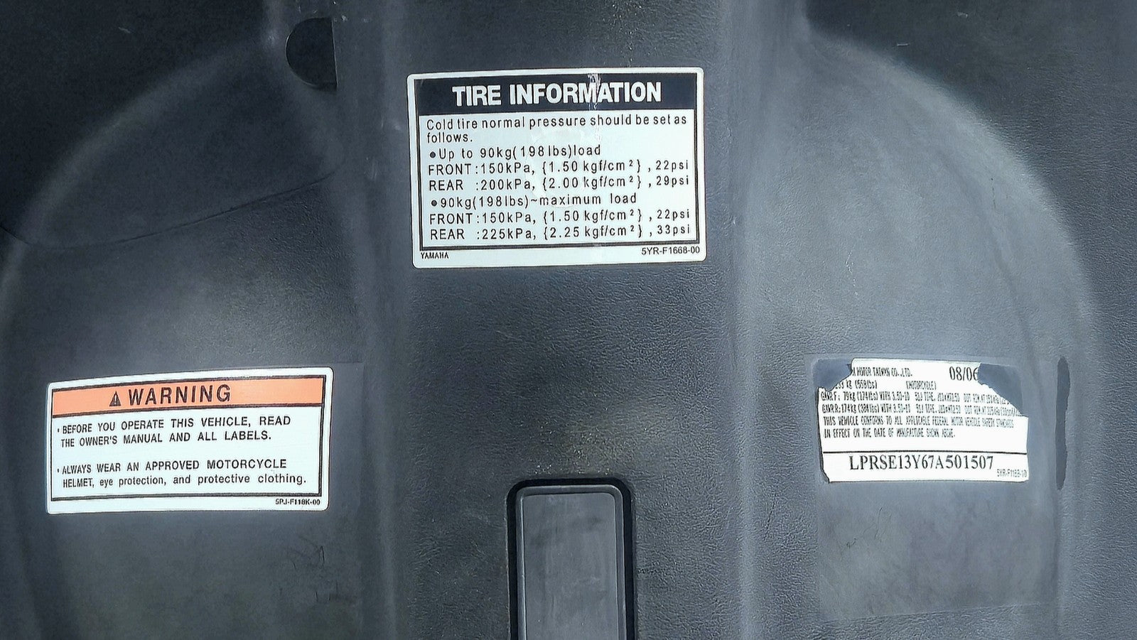 04-09 Yamaha XC25 Front Footboard Plastic Cowling OEM