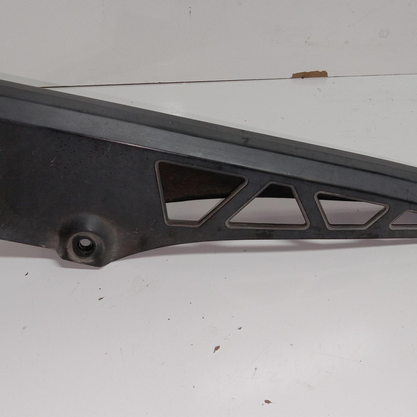 1993 SUZUKI KATANA 600 OEM REAR BACK DRIVE CHAIN GUARD COVER SHIELD