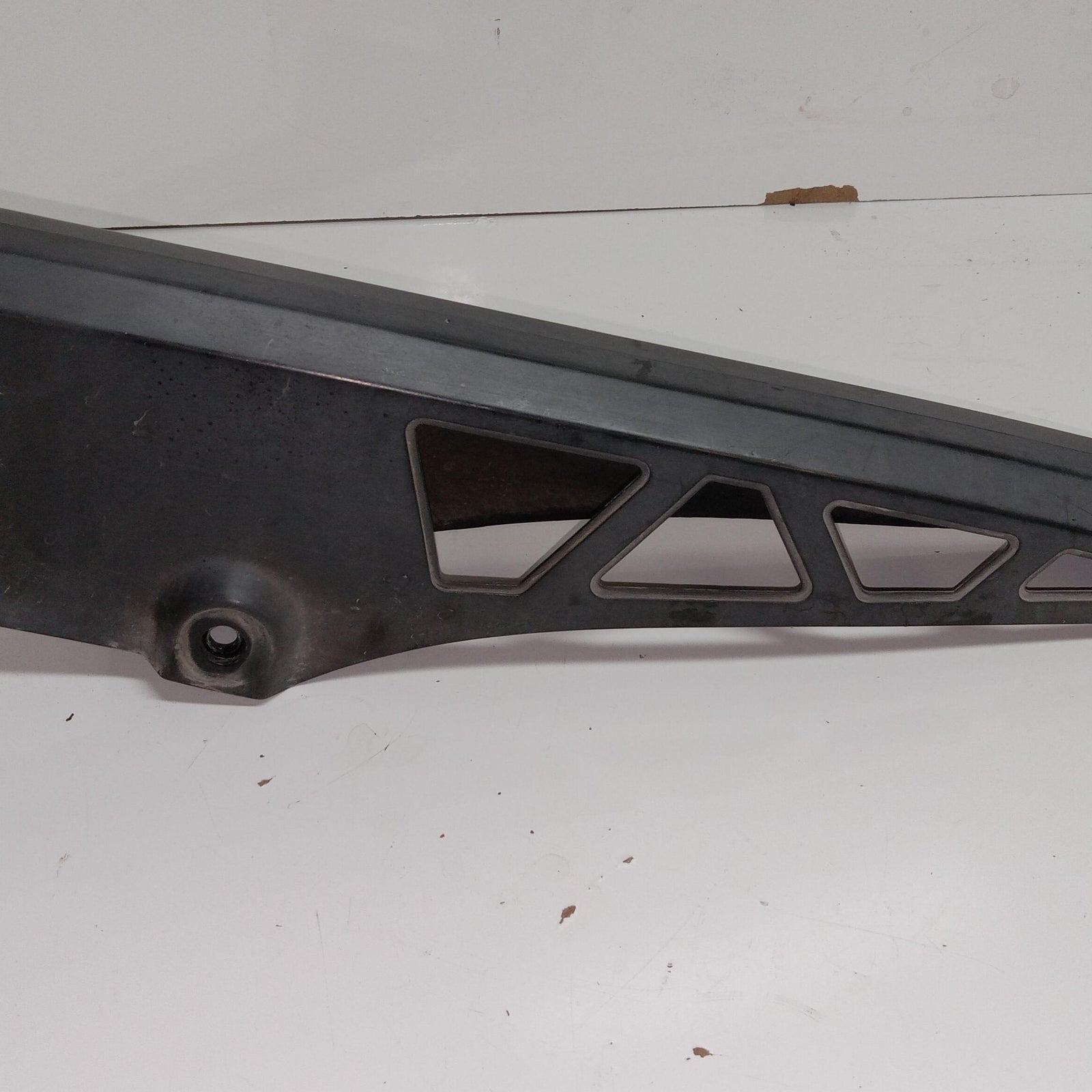 1993 SUZUKI KATANA 600 OEM REAR BACK DRIVE CHAIN GUARD COVER SHIELD
