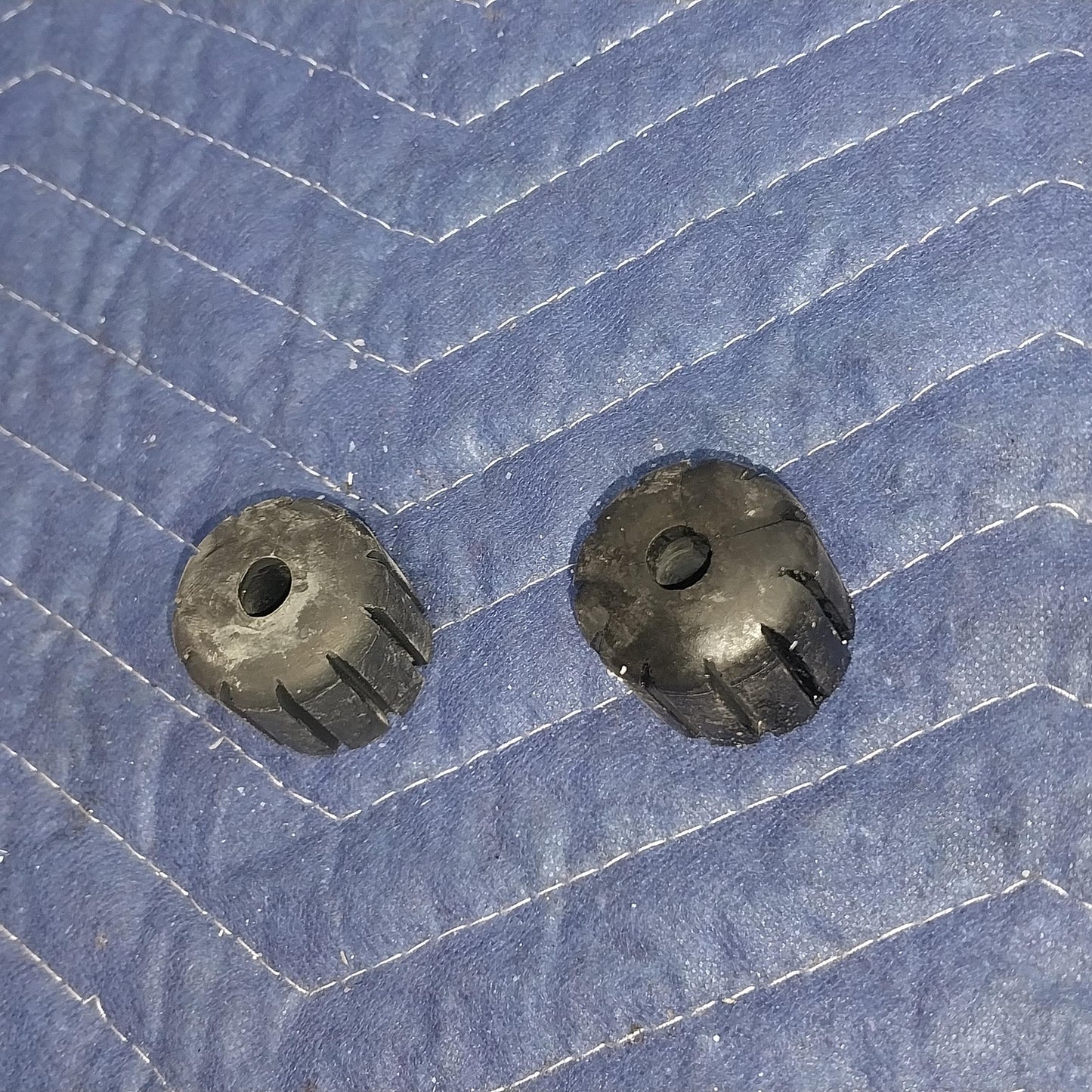 1994 HONDA XR250L OEM TANK RUBBERS