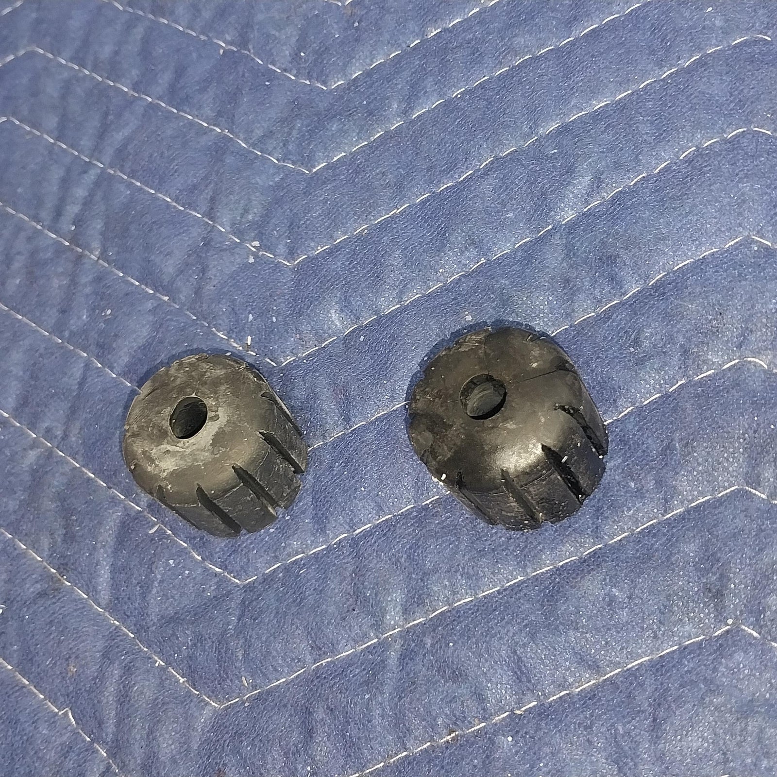 1994 HONDA XR250L OEM TANK RUBBERS