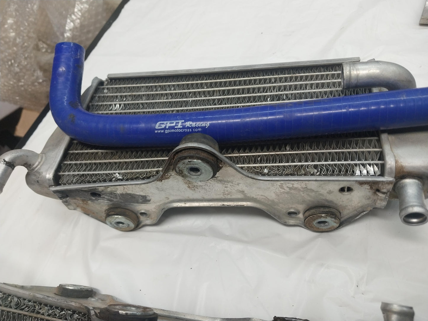 2002 YAMAHA YZ250F LEFT RIGHT ENGINE MOTOR COOLING COOLER RADIATOR