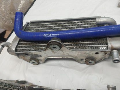 2002 YAMAHA YZ250F LEFT RIGHT ENGINE MOTOR COOLING COOLER RADIATOR