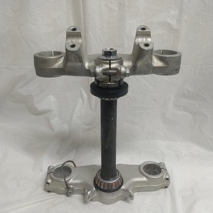 1980 SUZUKI PE400 OEM FRONT FORKS LOWER UPPER TRIPLE TREE STEM CLAMP