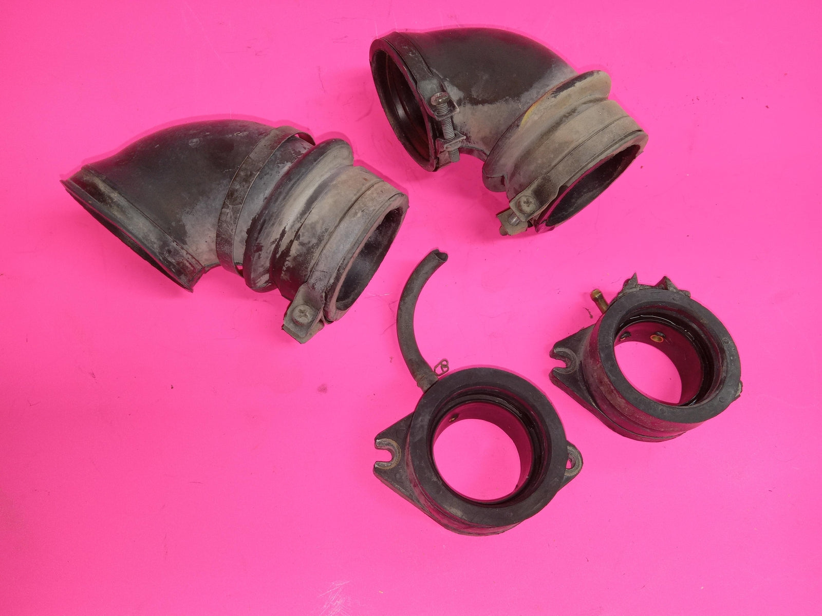 1981 YAMAHA VIRAGO 750 OEM  intake  boots