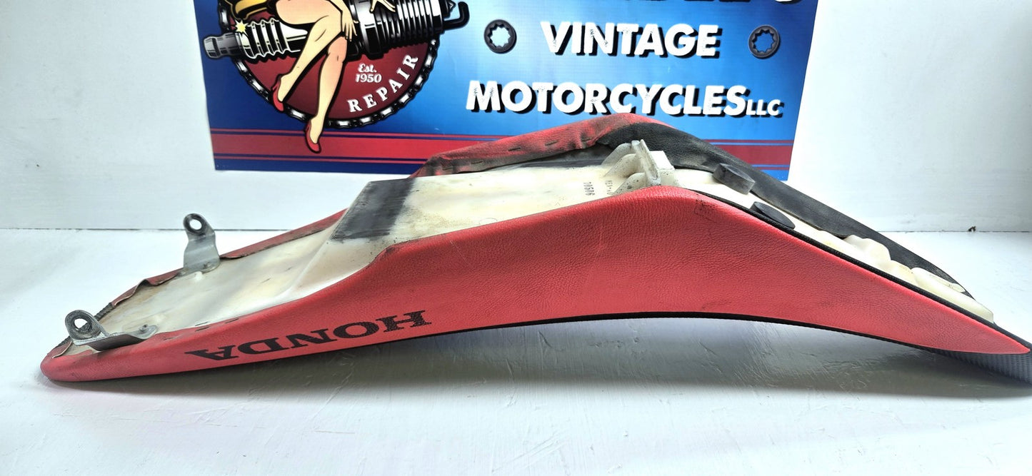 2007 2008 Honda CRF450R OEM Seat assembly with mounts